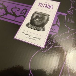 Scentsy Disney villains warmer